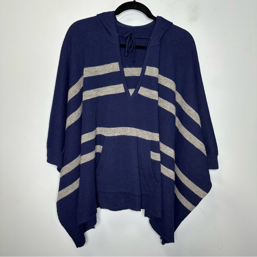 Alternative Apparel Women’s Blue Stripe Hoodie Baby Alpaca Knitted Poncho O/S
